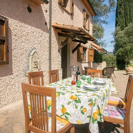 Olivos Villa *